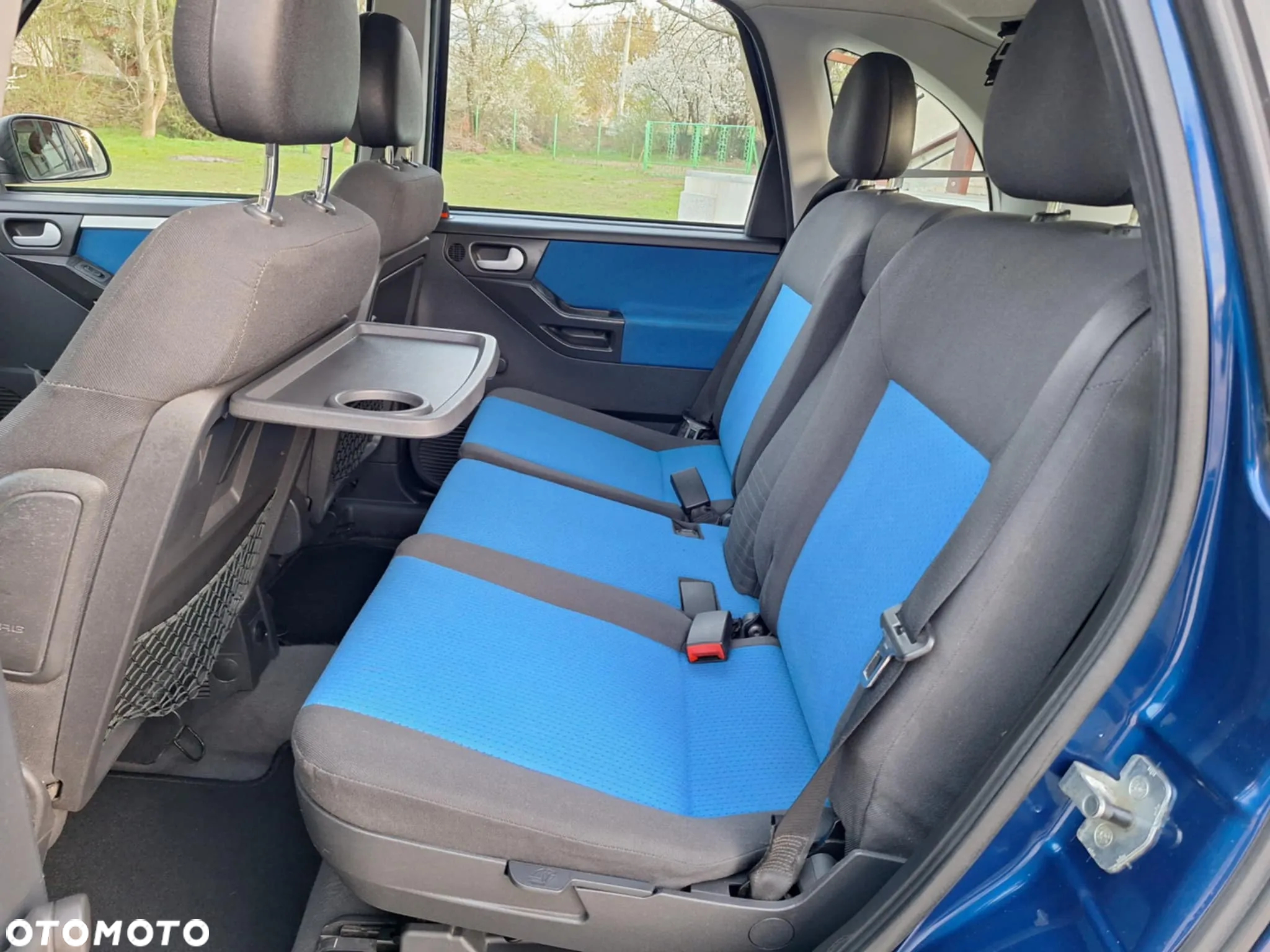 Opel Meriva 1.6 16V Essentia - 12