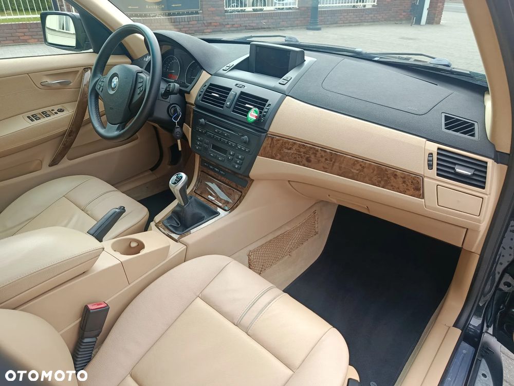 BMW X3 xDrive20d - 23