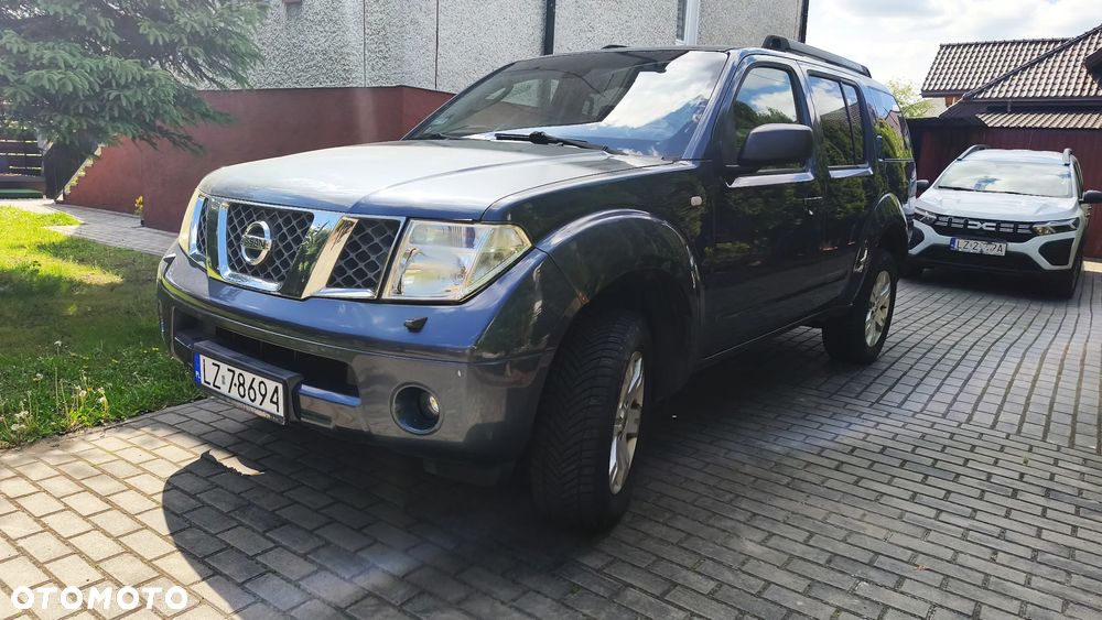 Nissan Pathfinder - 4