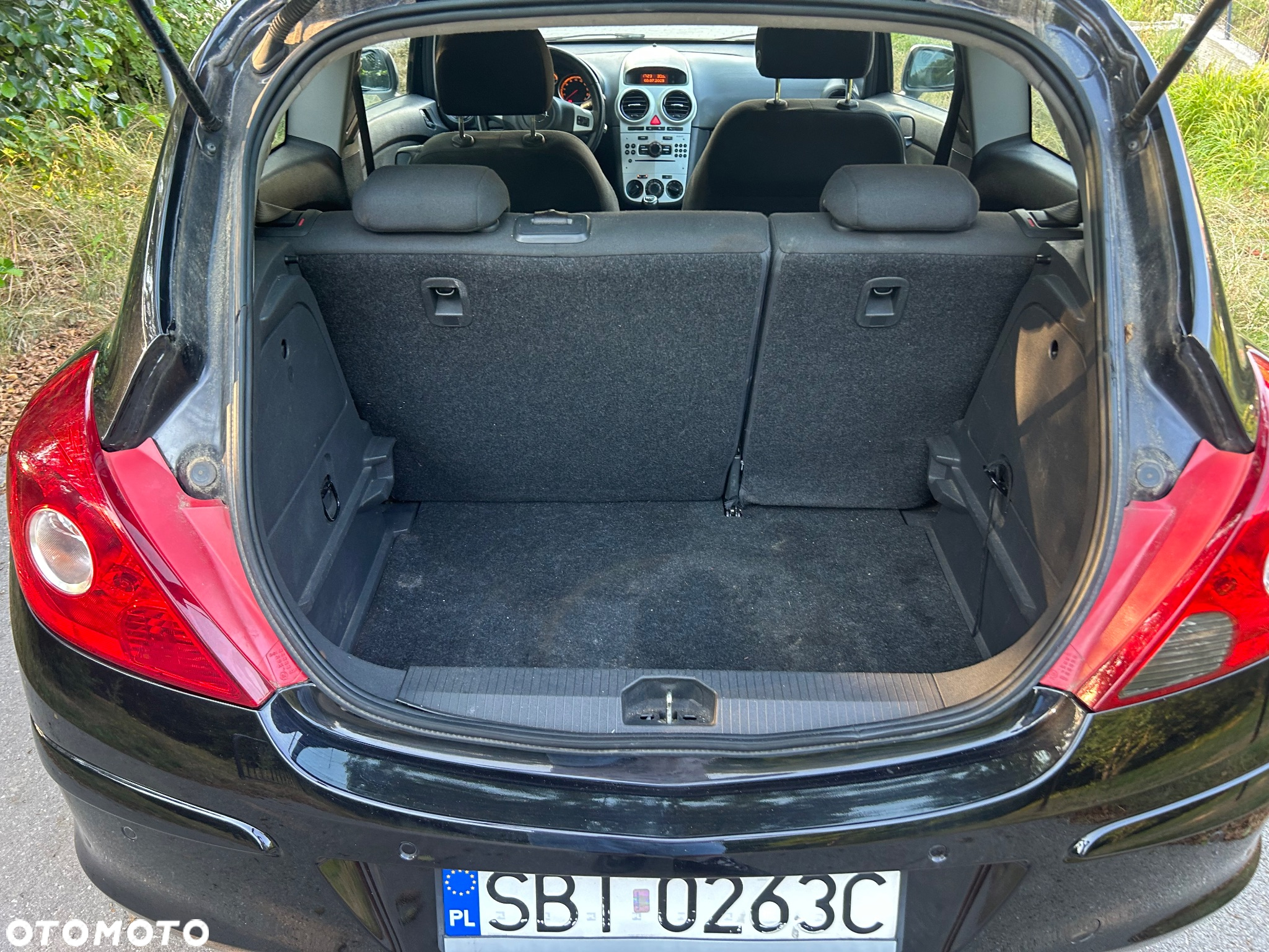 Opel Corsa 1.4 16V Edition - 11