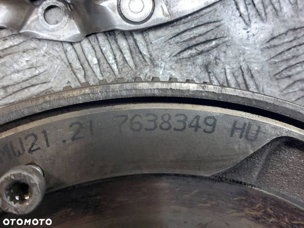 KOŁO DWUMASOWE + TARCZA + DOCISK + ŁOŻYSKO BMW X1 E84 2.0 D 7638349 7615631 - 3