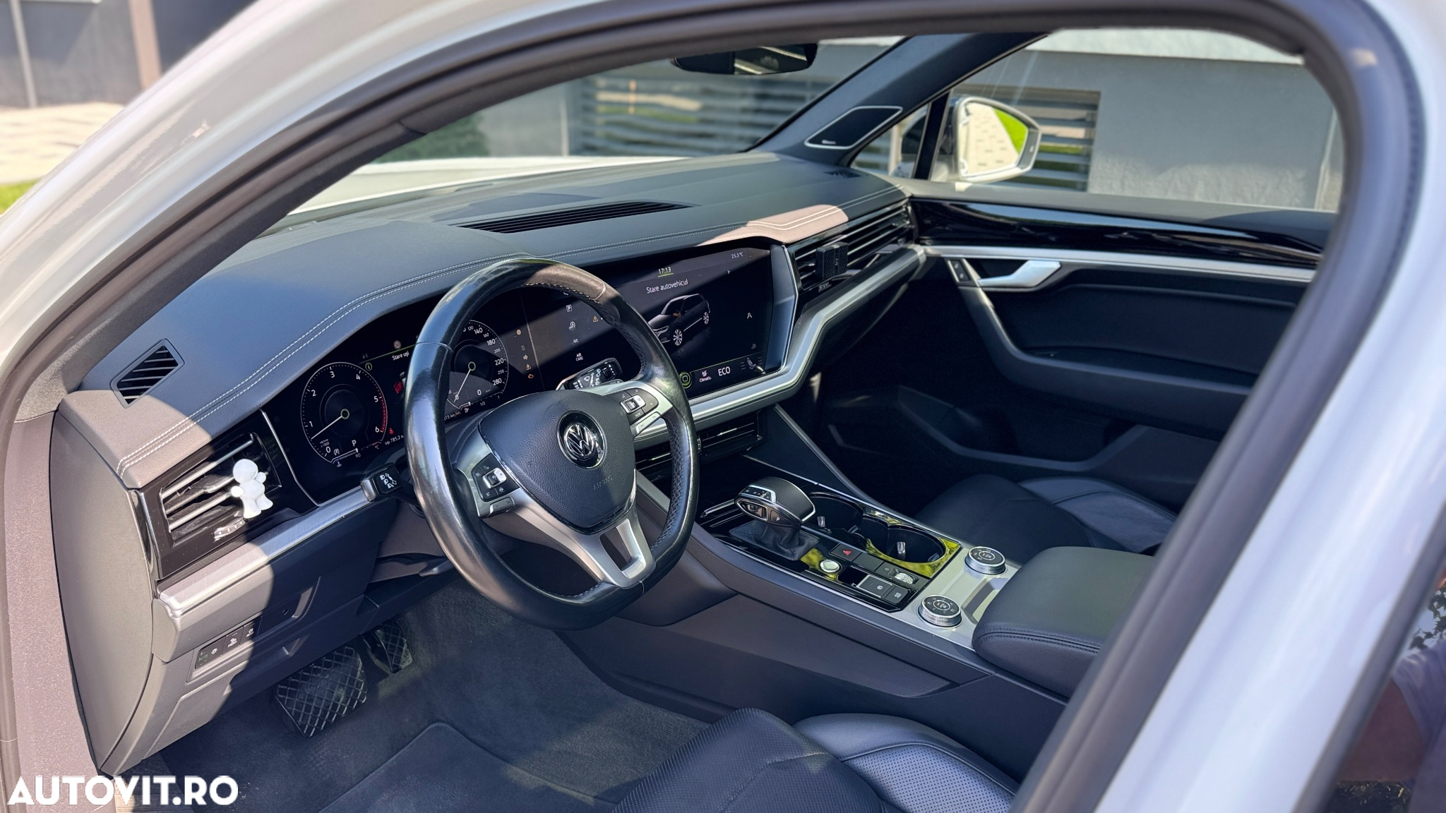 Volkswagen Touareg 3.0 V6 TDI 4Motion DPF Automatik R-Line - 7