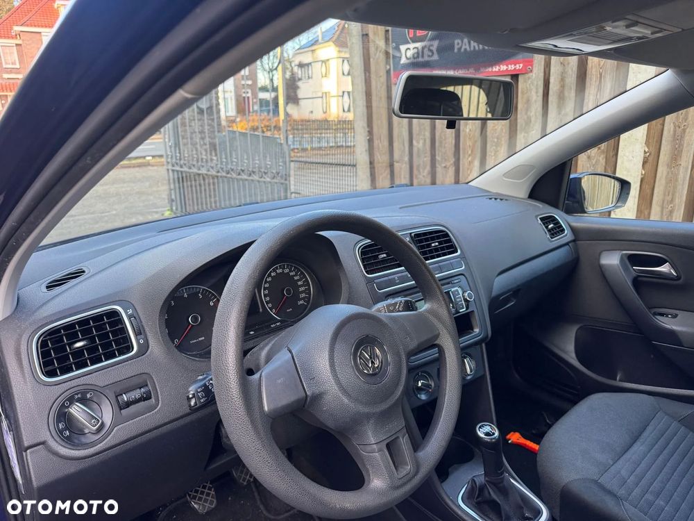 Volkswagen Polo 1.4 FSI Highline - 9