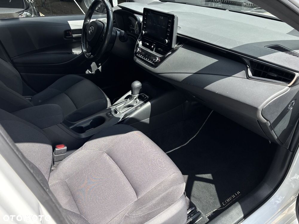 Toyota Corolla 1.8 Hybrid Active - 20