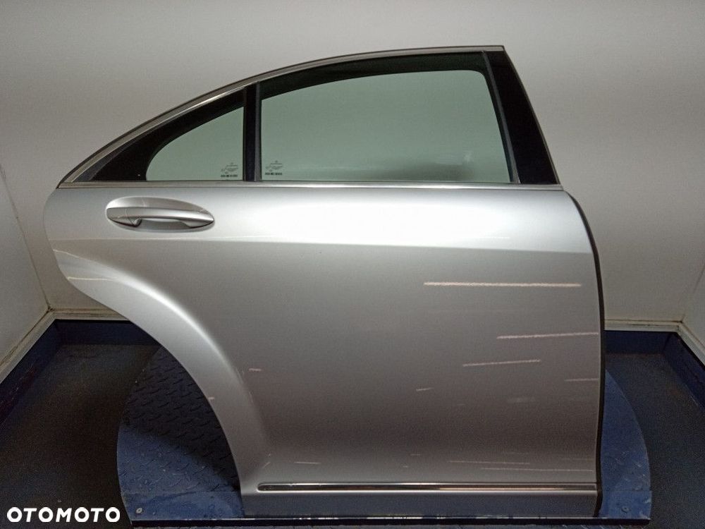 MERCEDES S KLASA W221 KRÓTKI DRZWI TYŁ PRAWE TYLNE 775 - 1