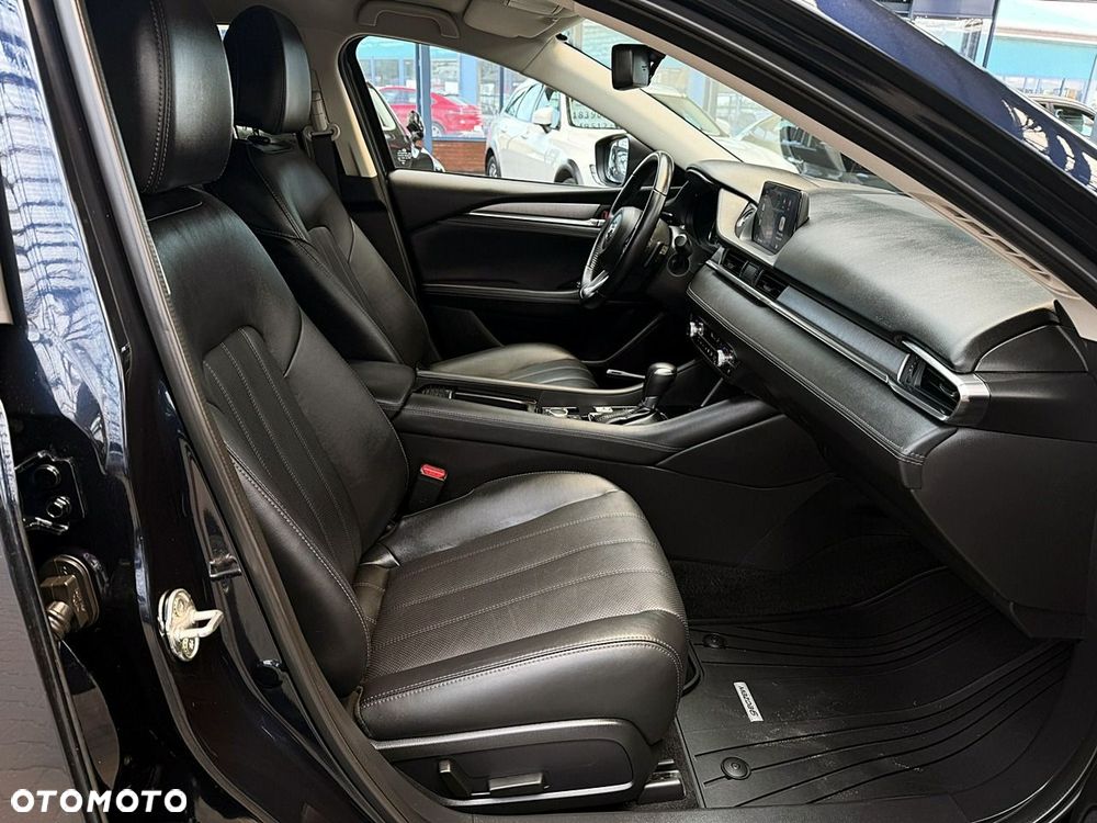 Mazda 6 - 12