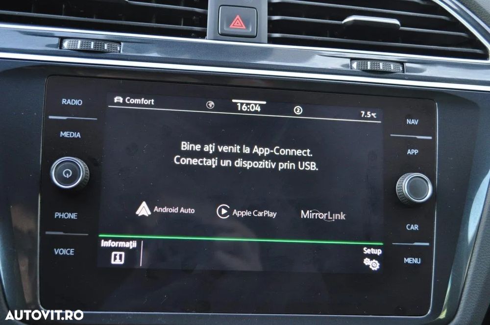 Volkswagen Tiguan 2.0 TDI SCR 4MOTION DSG R-Line - 32