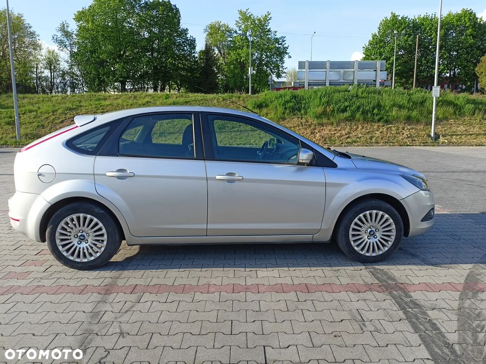 Ford Focus 1.8 FF Ghia - 4