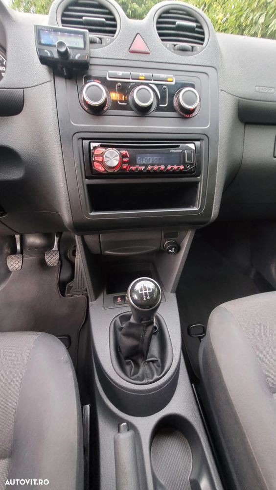 Volkswagen Caddy 1.6 TDI BlueMotion - 29