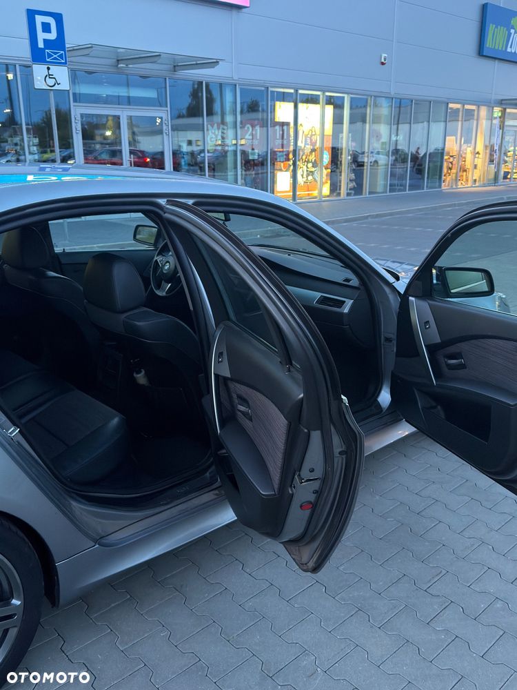 BMW Seria 5 - 21