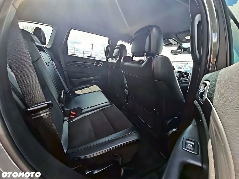 Jeep Grand Cherokee - 9