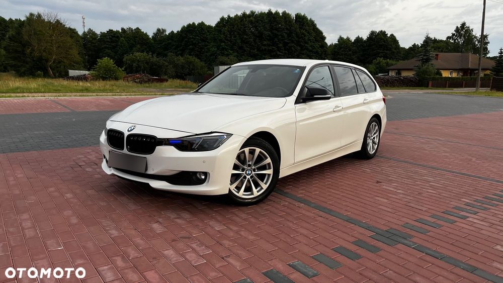 BMW Seria 3 325d - 33