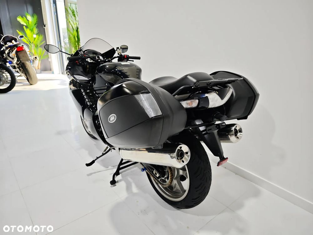 Kawasaki ZZR - 12