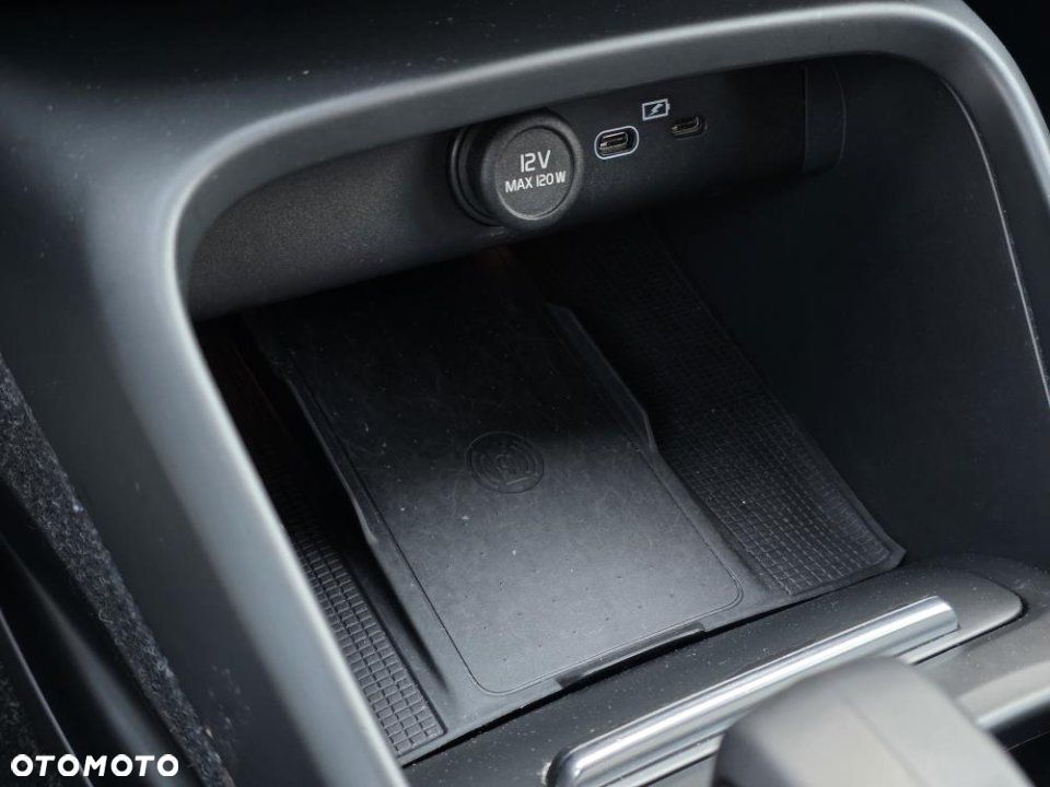 Volvo XC 40 - 30