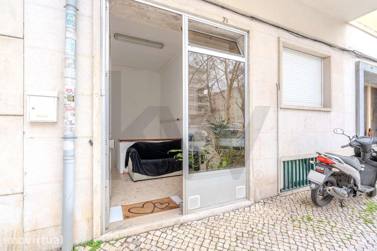 Investimento de Alta Rentabilidade em Lisboa: Espaço Comercial com 5,4 - Grande imagem: 2/32
