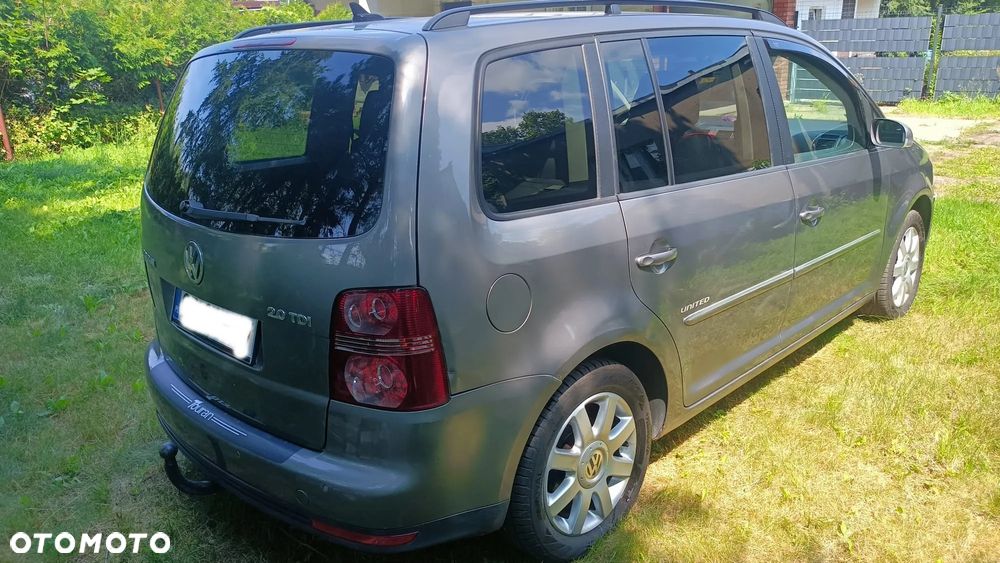 Volkswagen Touran 2.0 TDI United - 6