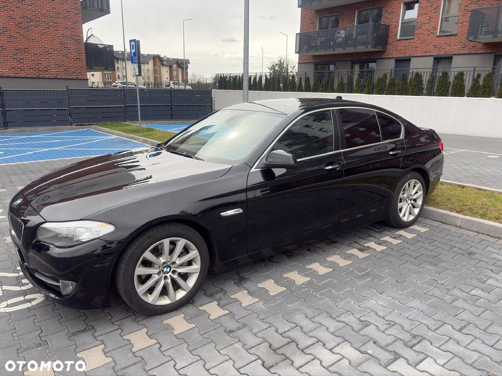BMW Seria 5 520d - 16