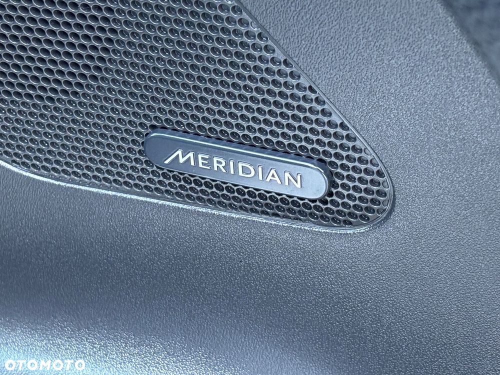 Jaguar F-Pace 2.0 i4D AWD R-Sport - 36