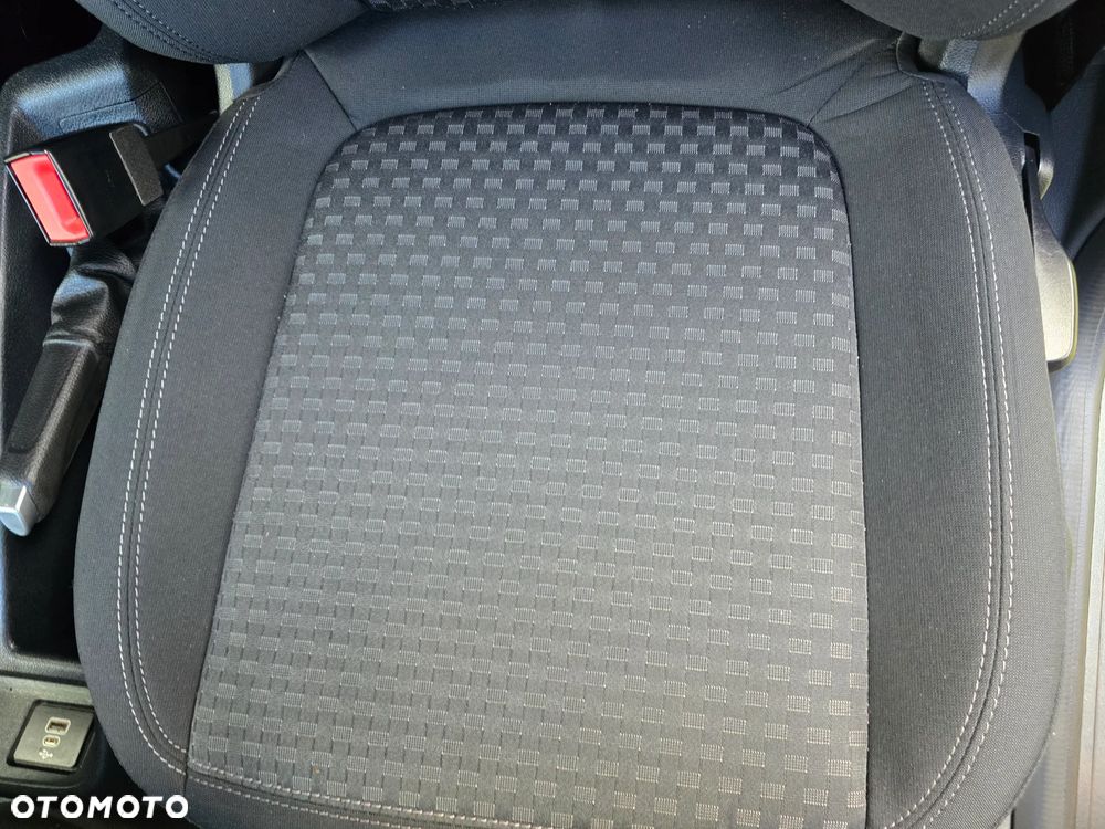 Ford Transit Connect - 12