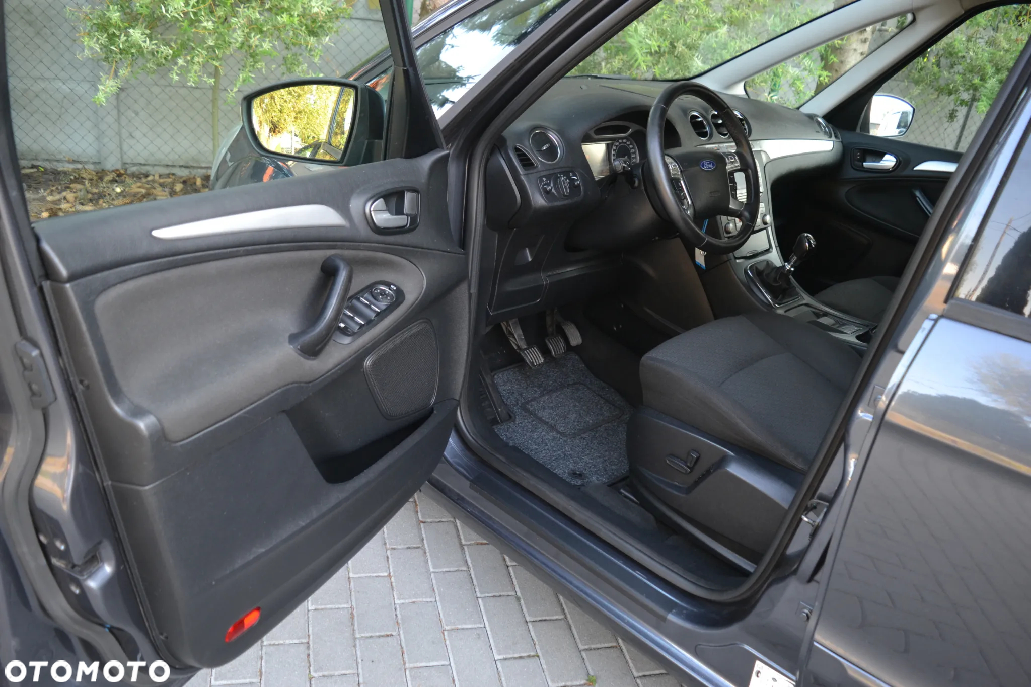 Ford Galaxy 2.0 TDCi Titanium - 9