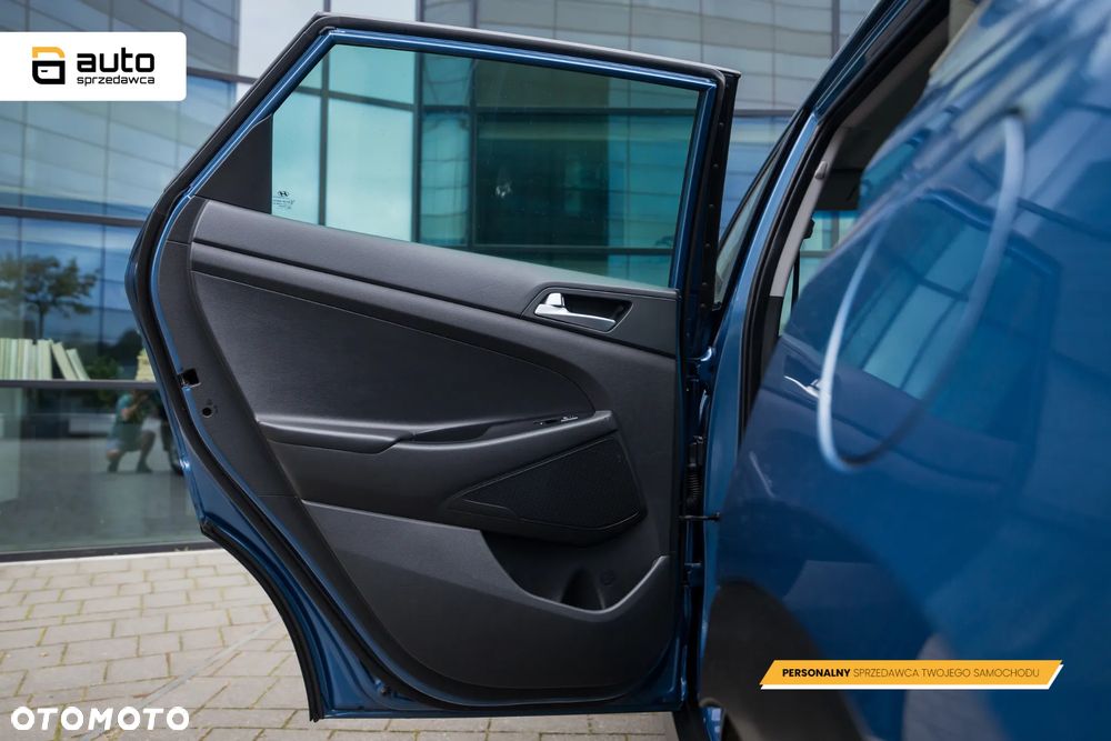 Hyundai Tucson 1.6 GDI BlueDrive Style 2WD - 24