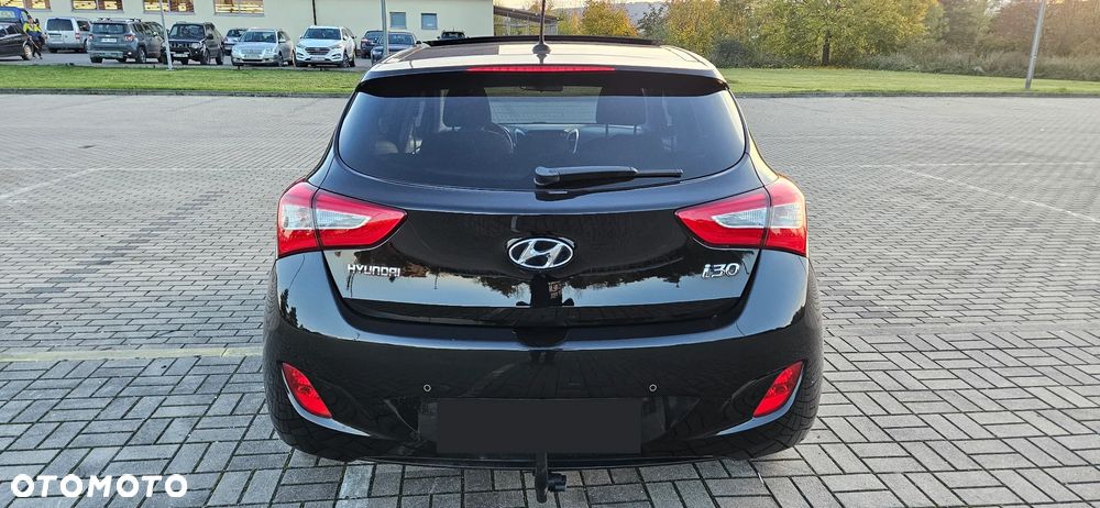 Hyundai i30 1.6 CRDi BlueDrive Go - 23