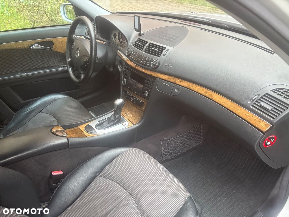 Mercedes-Benz Klasa E 220 CDI Automatik Avantgarde - 16