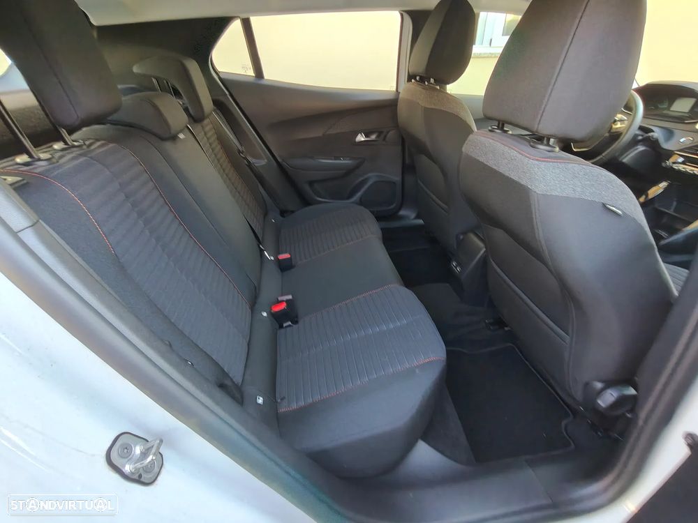 Peugeot e-2008 50 kWh Active Pack - 38