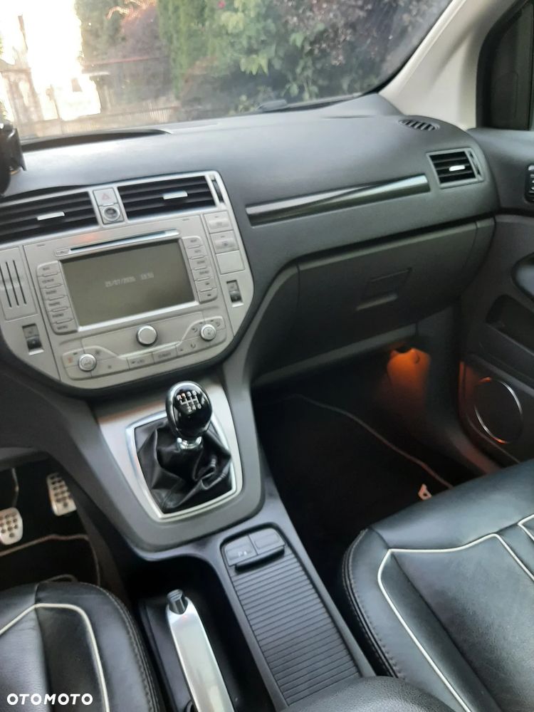 Ford Kuga 2.0 TDCi Individual - 13