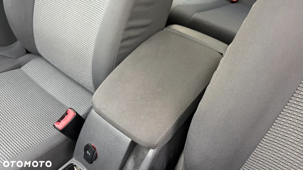 Volkswagen Golf 1.9 TDI Edition - 17