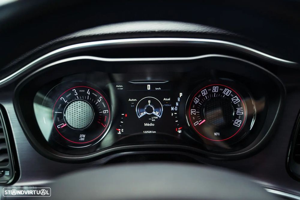 Dodge Challenger - 22