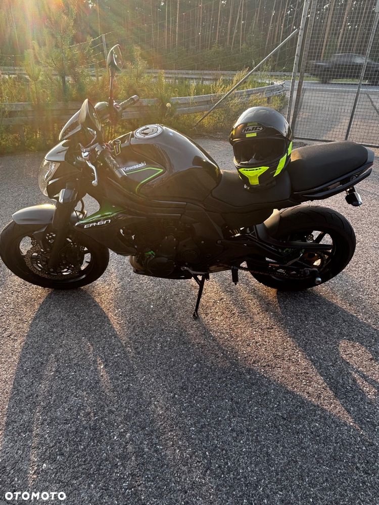 Kawasaki ER - 2