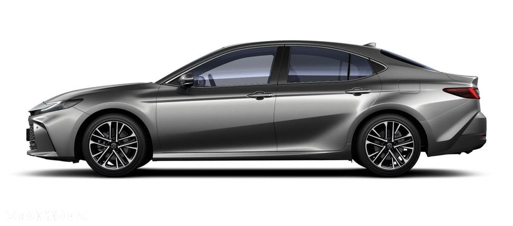 Toyota Camry - 3