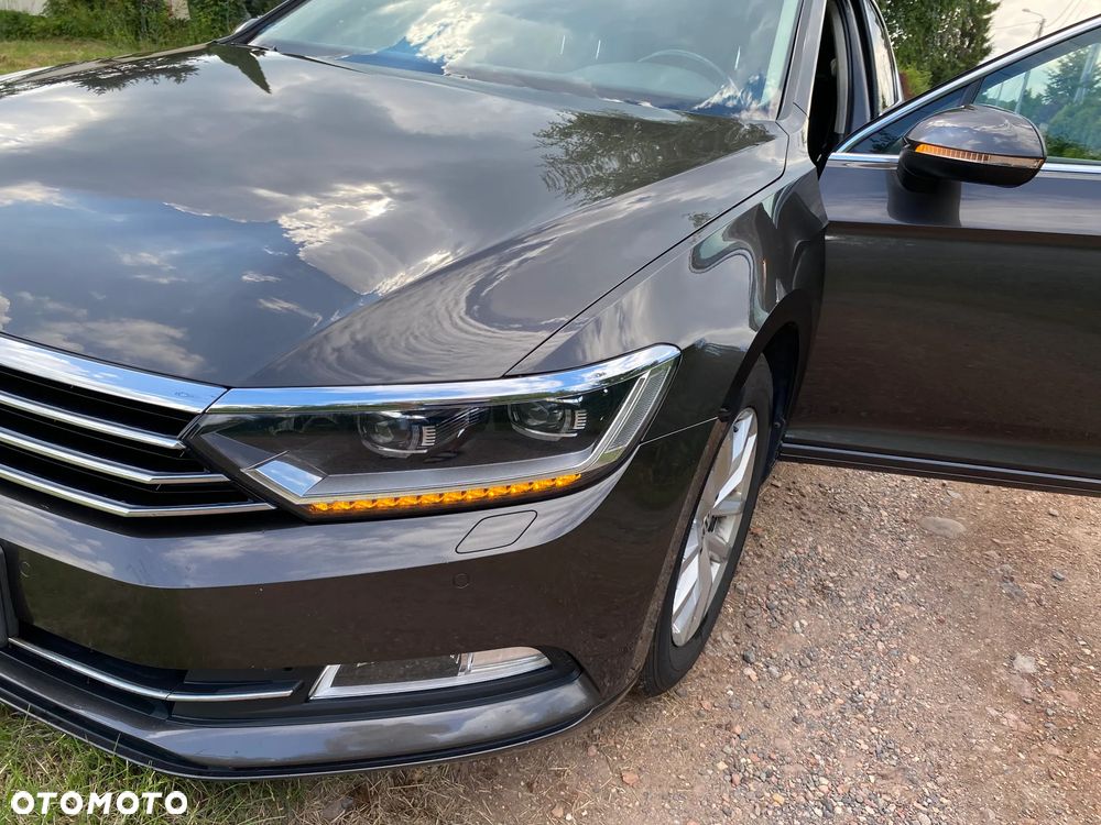 Volkswagen Passat - 8