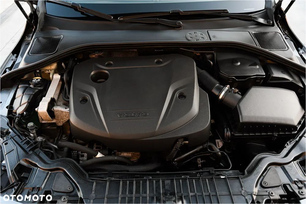 Volvo V60 D4 Geartronic Summum - 35