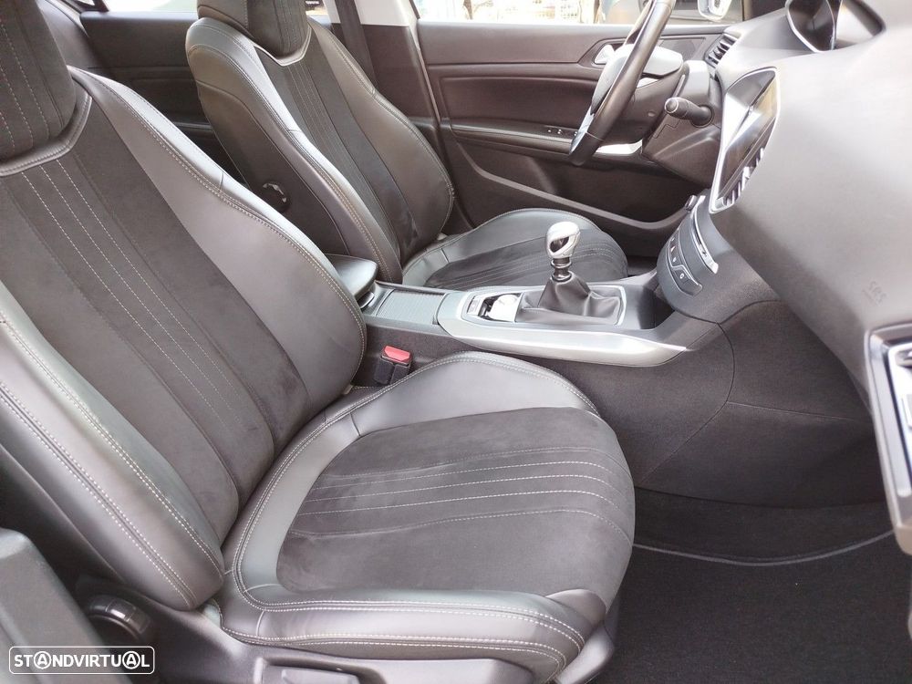 Peugeot 308 PureTech 130 Allure - 24