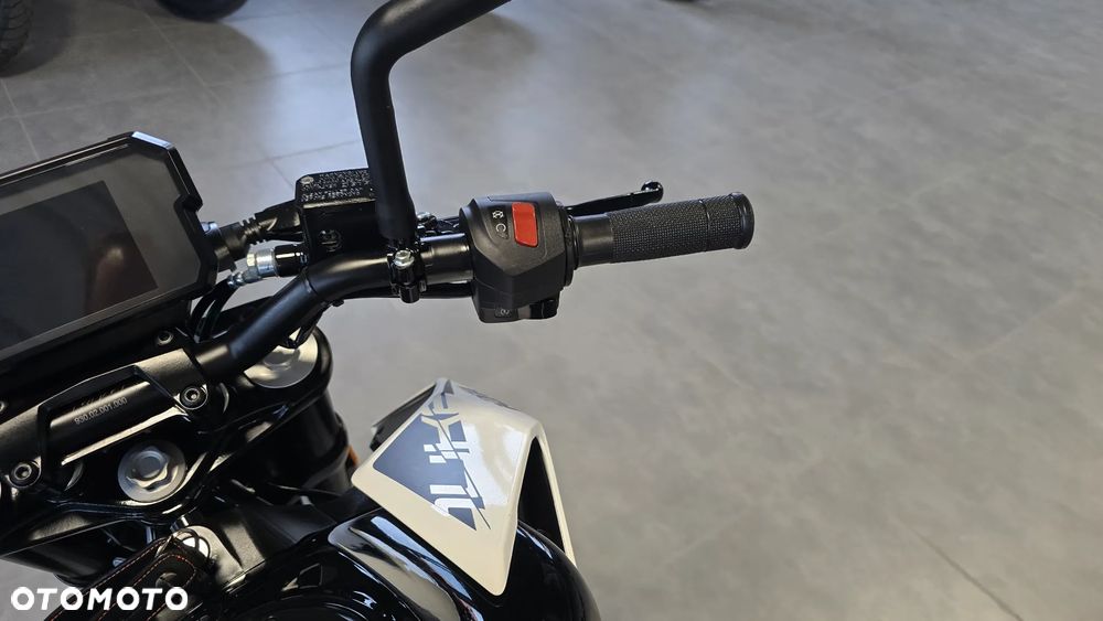 KTM Duke 125 - 17