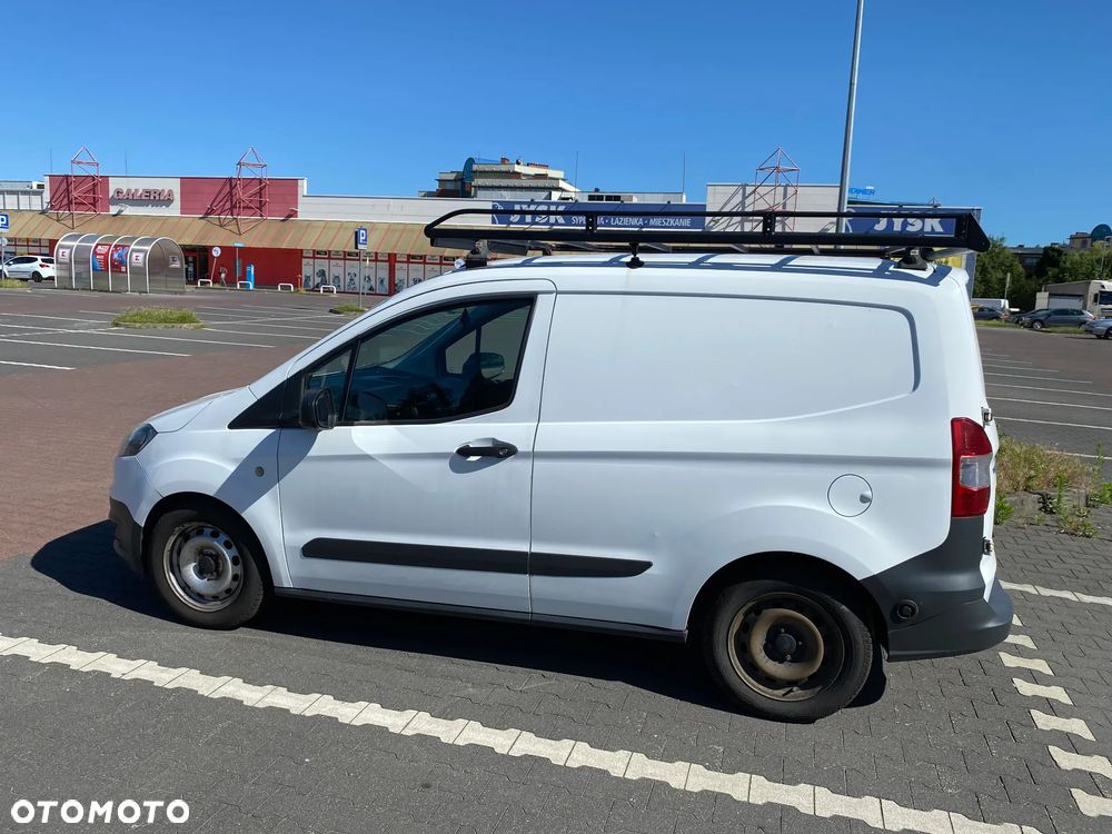 Ford Transit Courier - 6