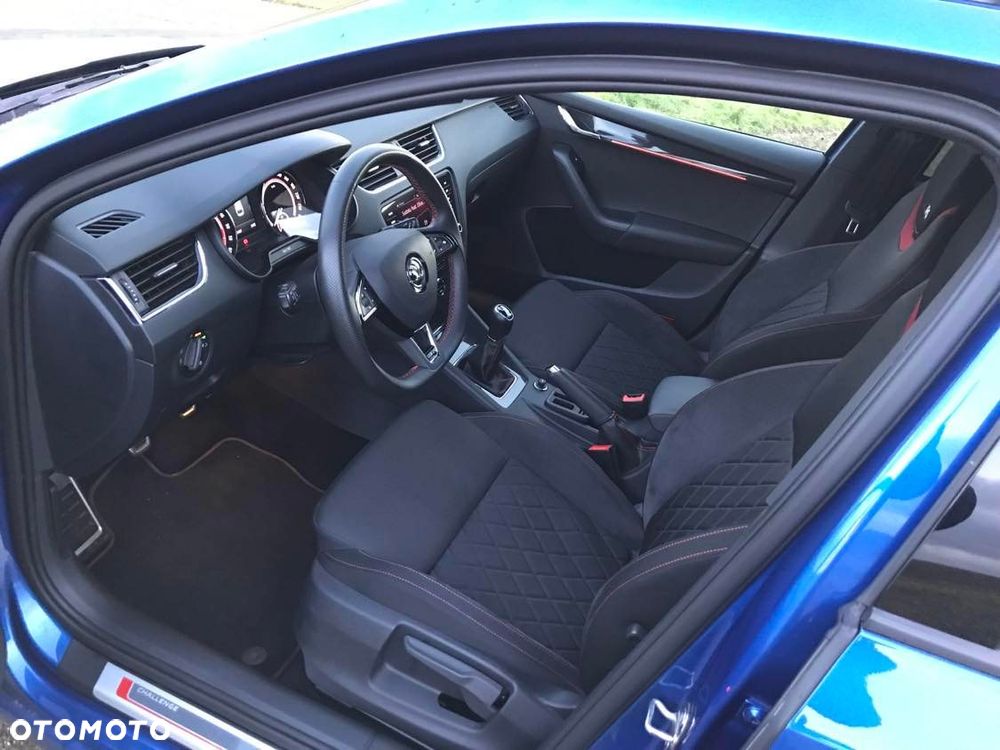 Skoda Octavia 2.0 TDI (Green tec) RS - 11