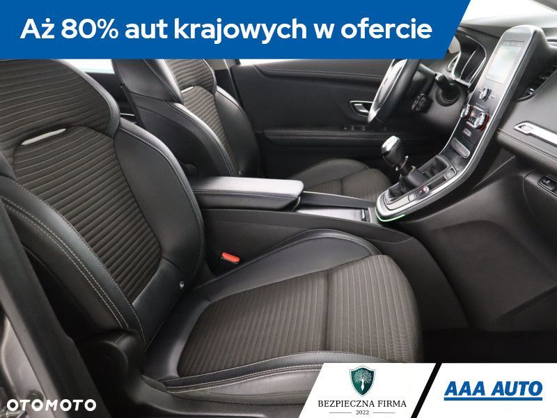 Renault Grand Scenic - 11