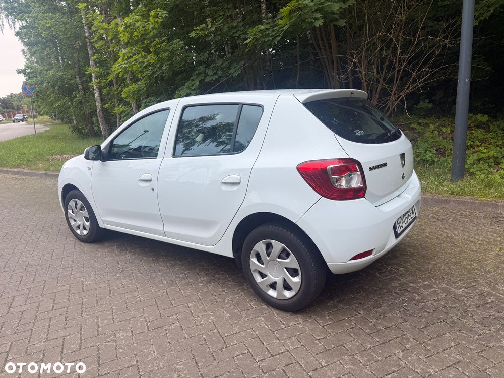 Dacia Sandero 1.2 16V 75 Laureate - 5