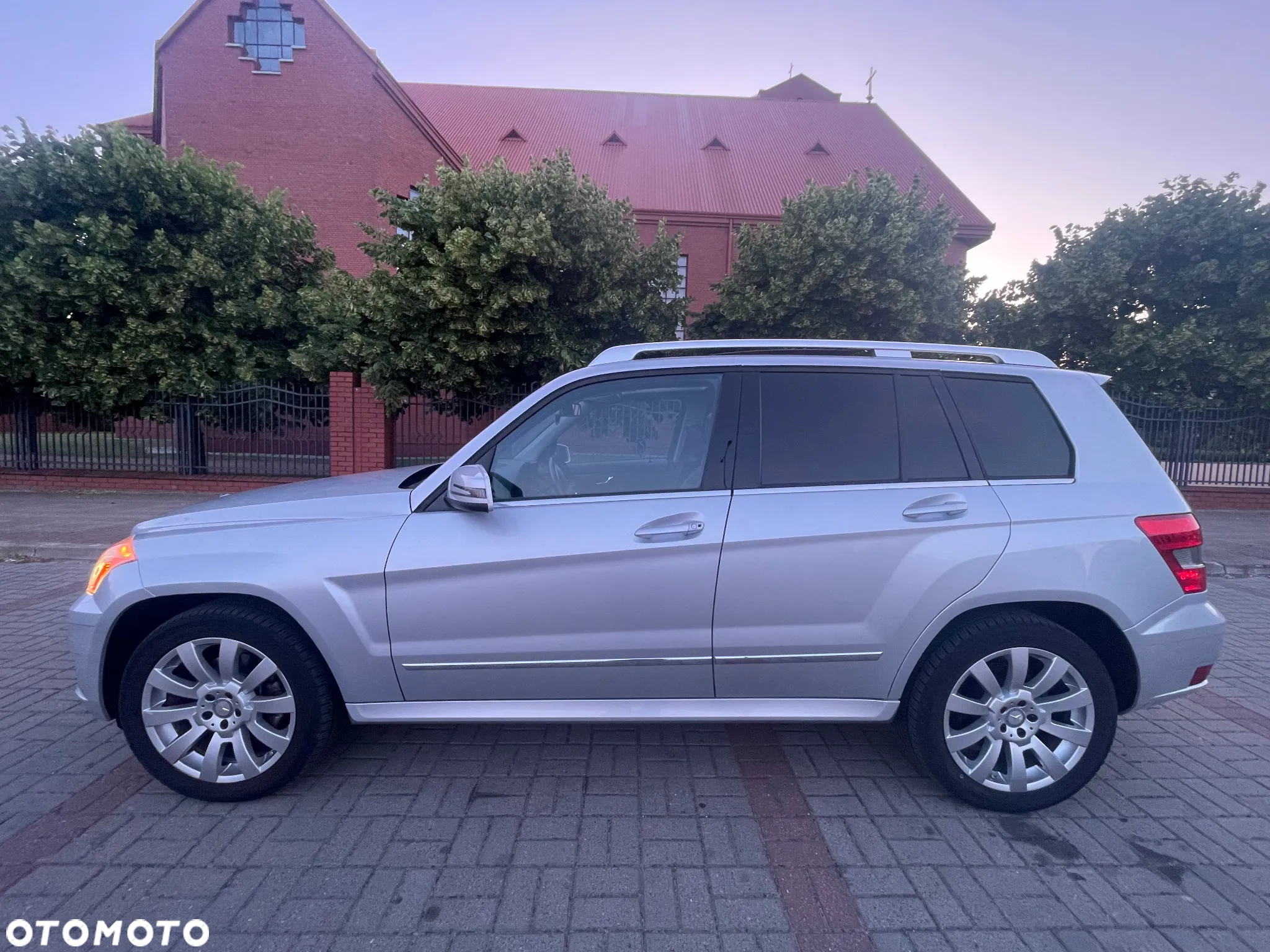 Mercedes-Benz GLK - 2