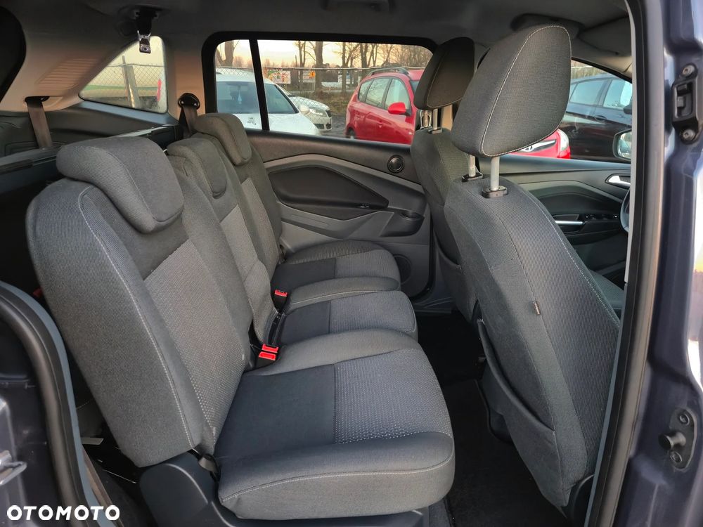 Ford Grand C-MAX 2.0 TDCi Champions Edition - 26