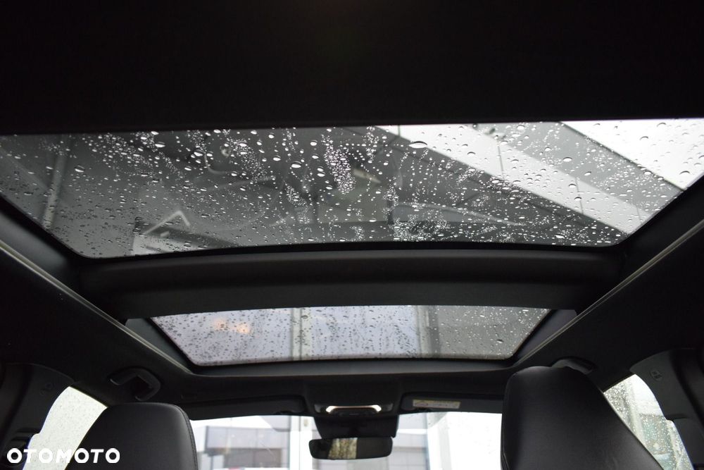 Toyota Corolla Cross 2.0 Hybrid Executive - 16