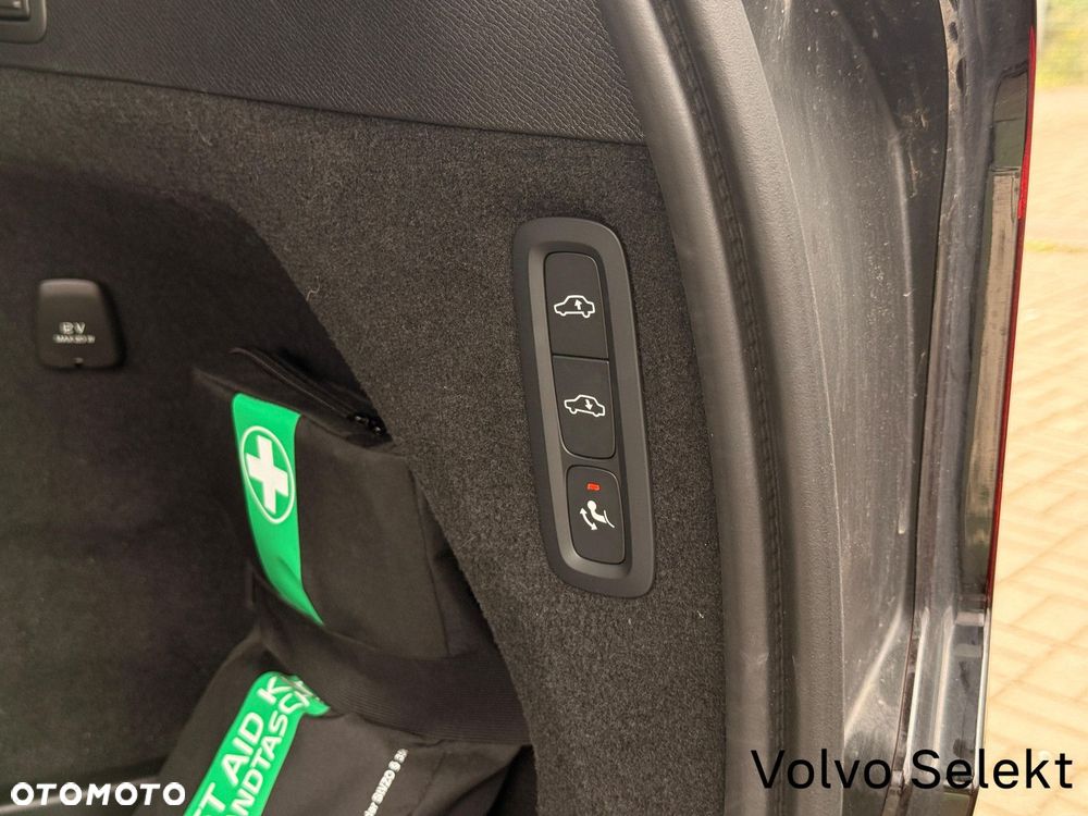 Volvo XC 90 - 39