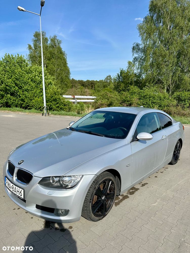 BMW Seria 3 330d - 11