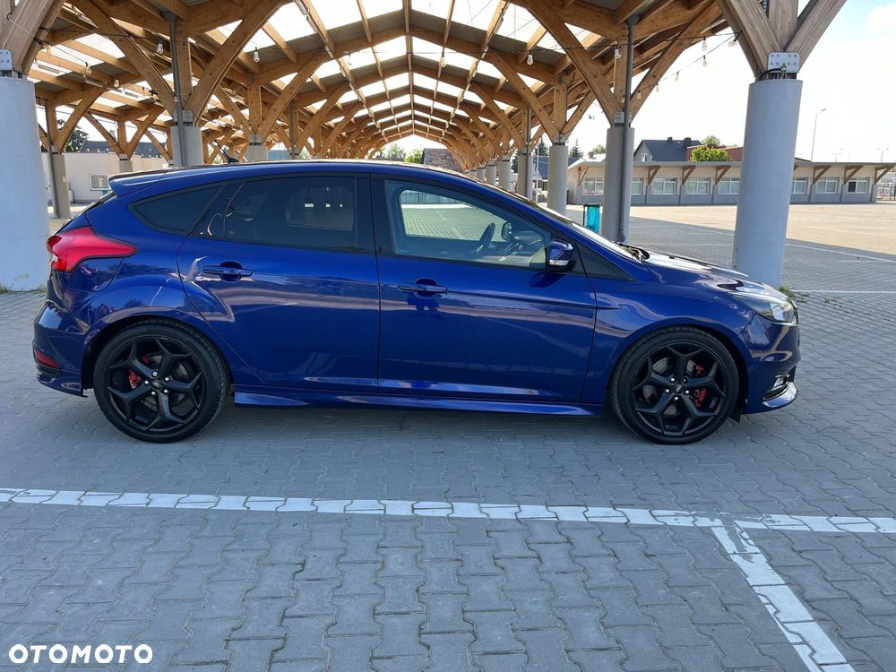 Ford Focus 2.0 TDCi ST-2 PowerShift - 4