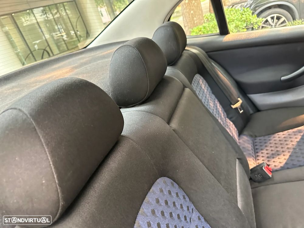 SEAT Toledo 1.9 TDI Sport - 22