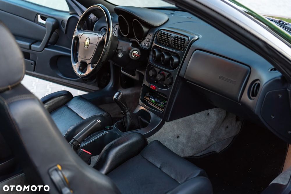 Alfa Romeo GTV 2.0 Twin Spark Base - 12