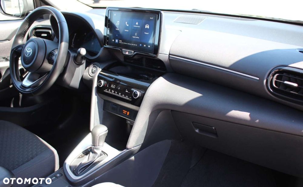 Toyota Yaris Cross - 17